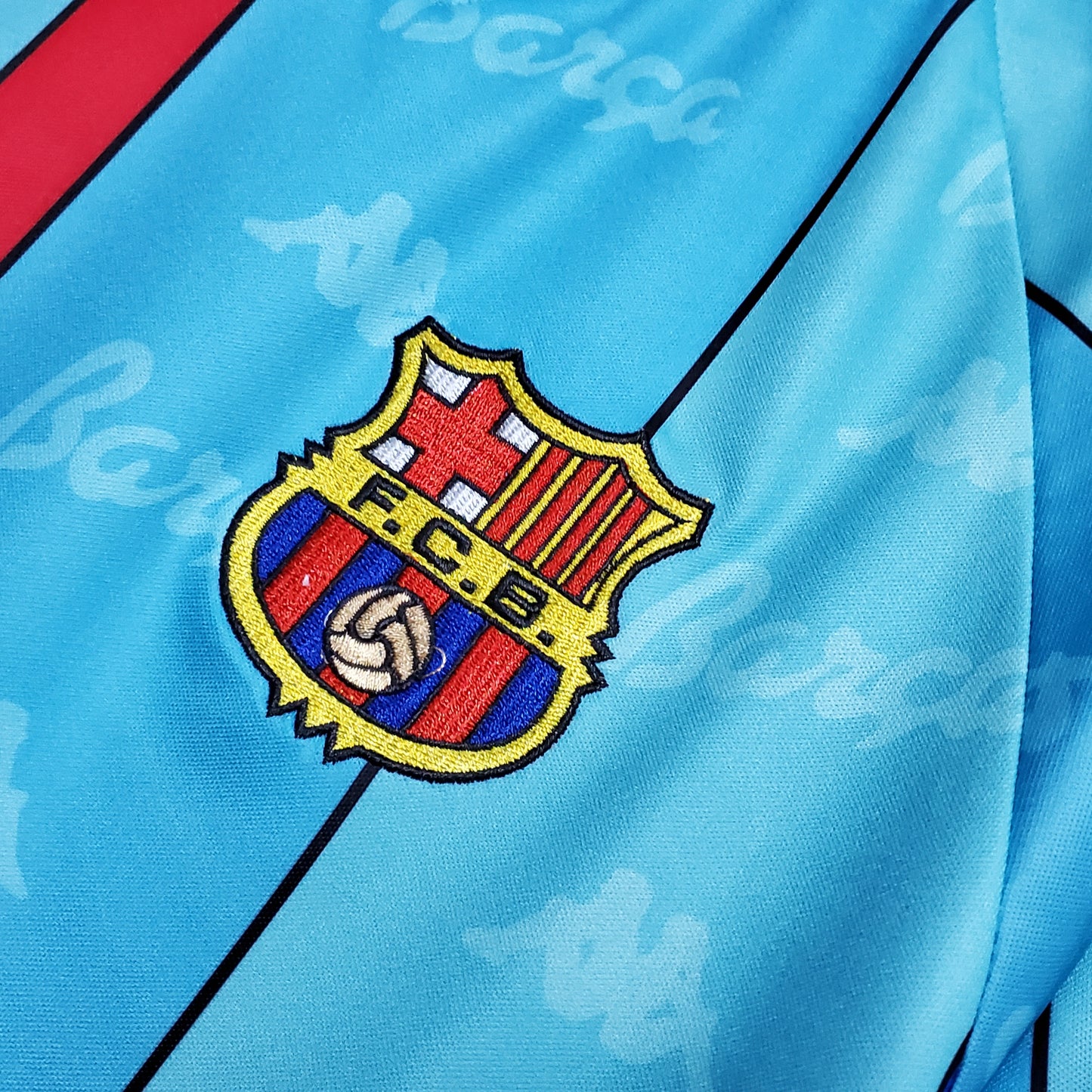 Retro Barcelona 1996/97 Away