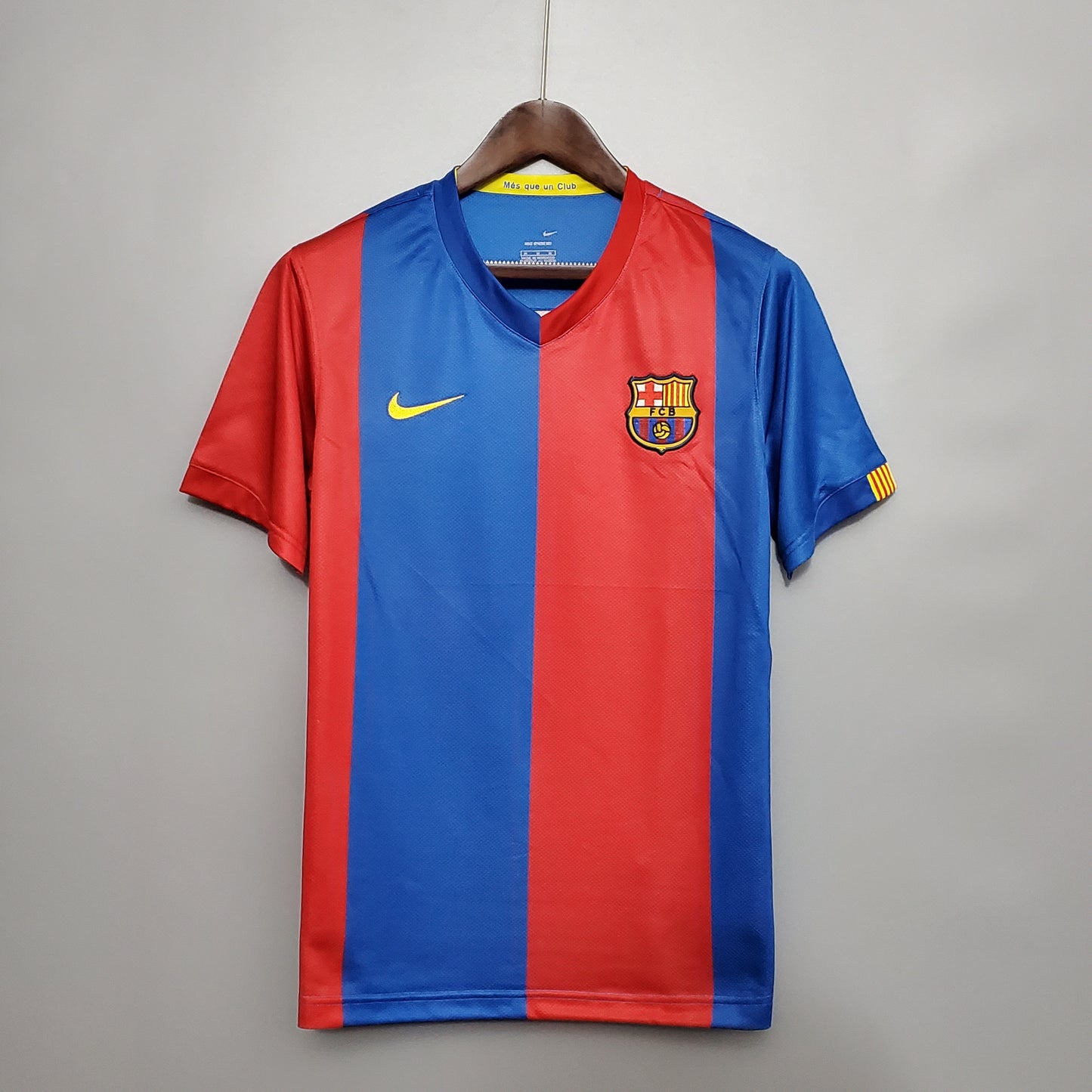 Retro Barcelona 2006/07 Home
