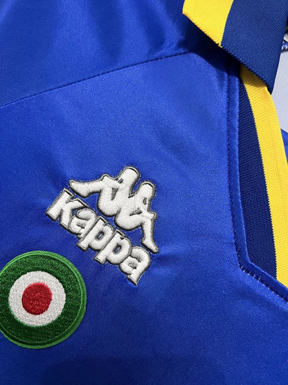 Retro Juventus 1996/97 Away