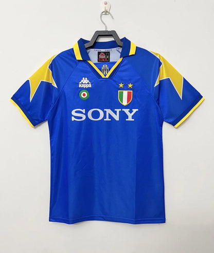 Retro Juventus 1996/97 Away