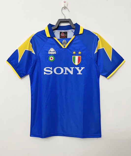 Retro Juventus 1996/97 Away