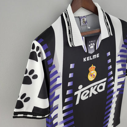 Retro Real Madrid 97/98 Away